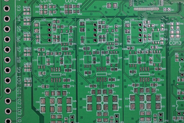 高速PCB設(shè)計(jì)當(dāng)中鋪銅處理方法有哪些?高速PCB設(shè)計(jì)鋪銅的正確處理方法