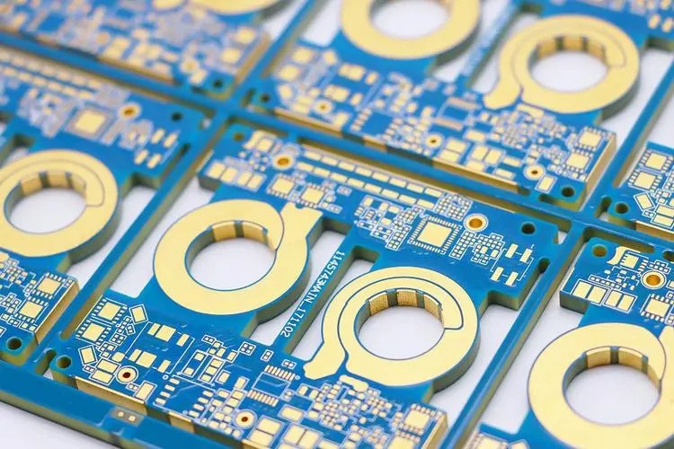 PCB上的小圓孔是什么?PCB小圓孔的種類及功能有哪些？